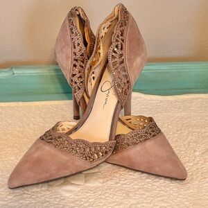 Jessica Simpson heels. Suede, nude heels size 8.